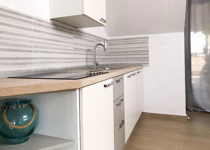 Apartamento 2 *